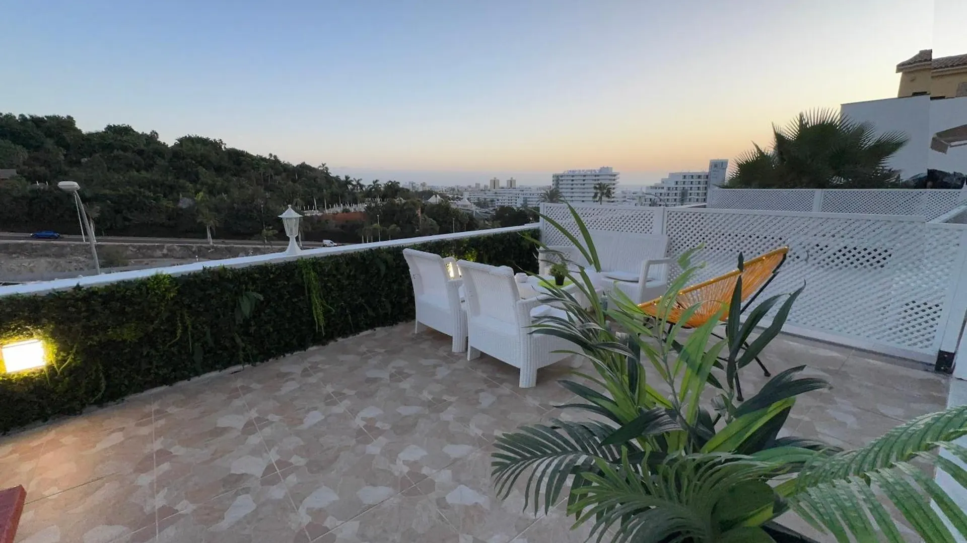 Daire Serene Flat In Central Location Overlooking Siam Park Costa Adeje
